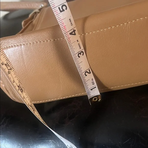 Tan Leather Shoulder Bag - Picture 13 of 14